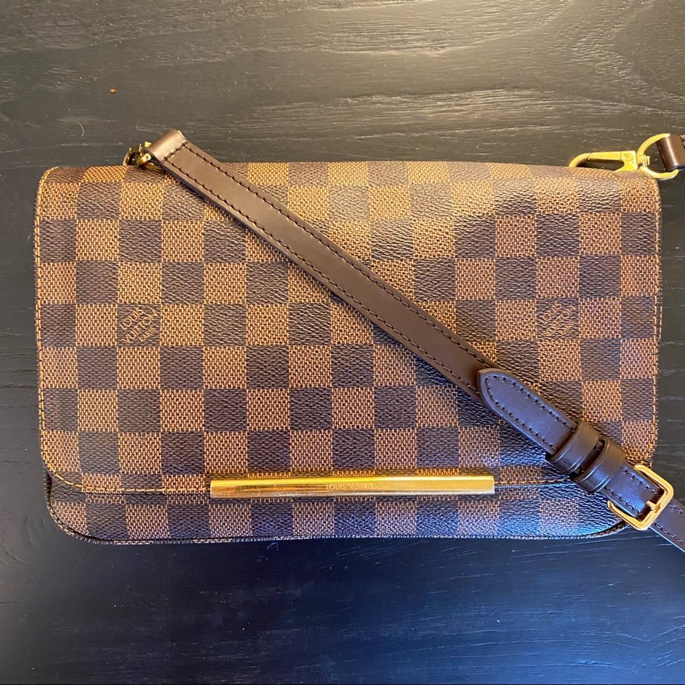 Louis Vuitton Hoxton PM